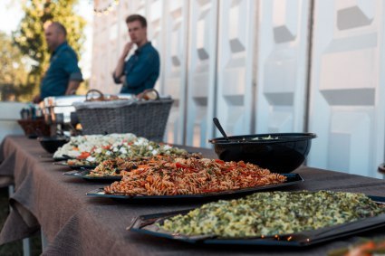 barbeque-097847500-1581709218_small